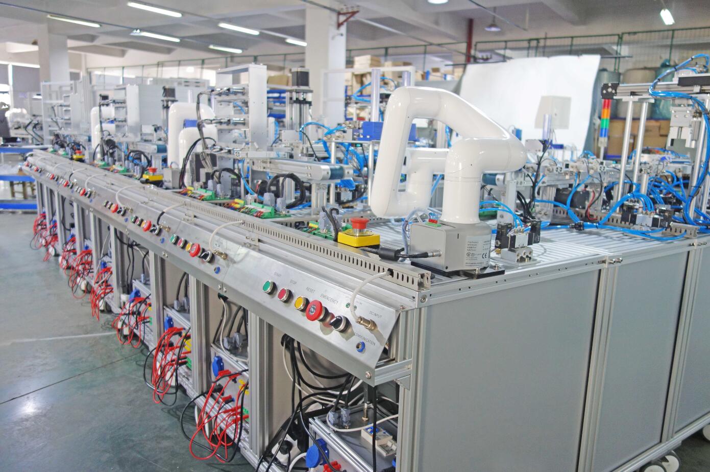 AUTOMATIC MODULAR FLEXIBLE PRODUCTION TRAINING SYSTEM 2022.06